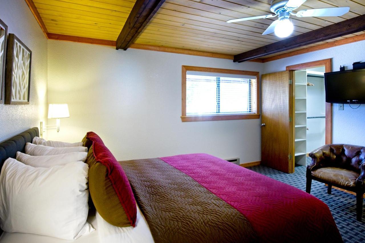 Sitzmark Sports Lodge Red River Exterior foto